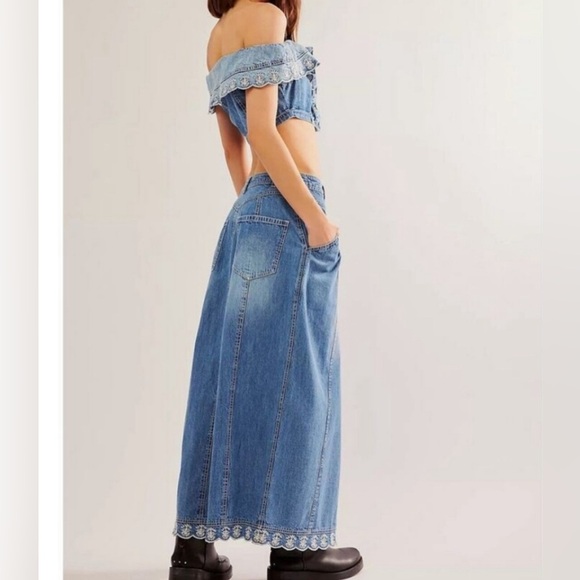 Free People Denim Embroidered Maxi Skirt and Cropped Top Set size 6 - Picture 4 of 9
